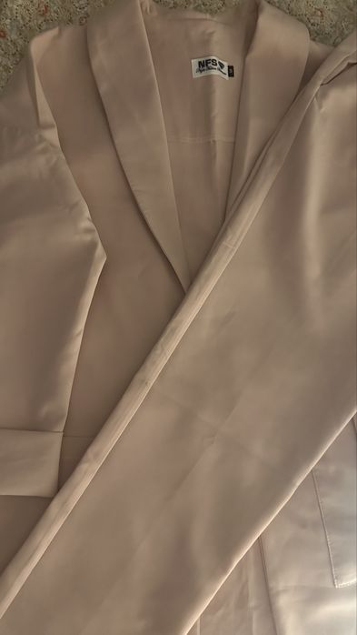 СРОЧНО Брючный костюм