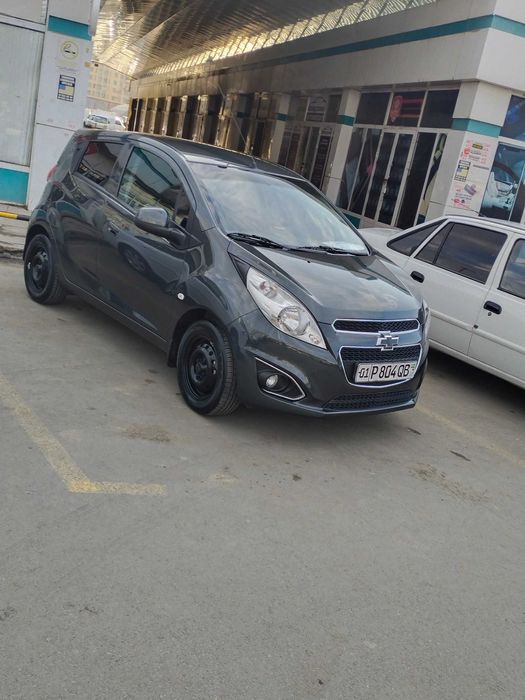 Avtomobil Spark sotiladi