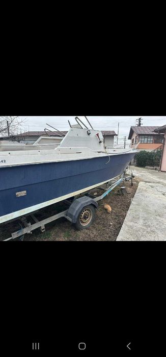 Barca cu motor -peridoc inclus