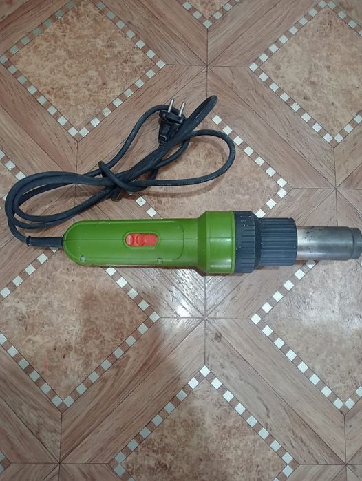 Строительный фен