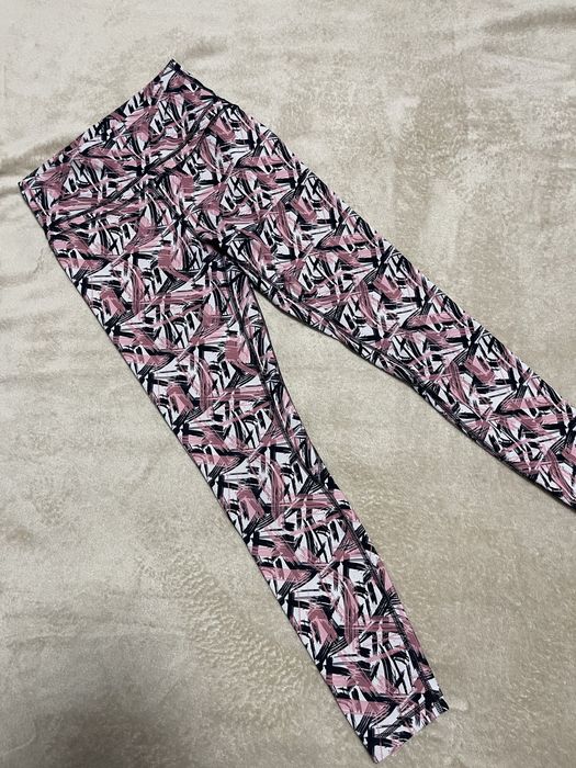 Дамски клинове С размер