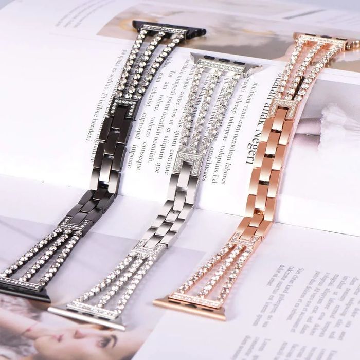 Метална каишка с камъчета за Apple Watch ULTRA/SE/11/10/9/8/7/6/5/4