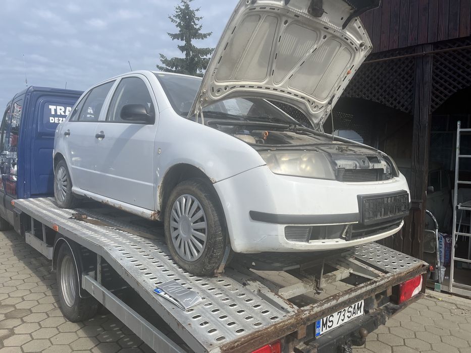 piese skoda fabia 1,2 i far capota bara stop