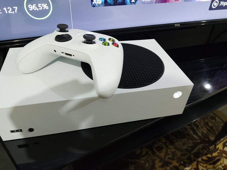 Продам Xbox series s!