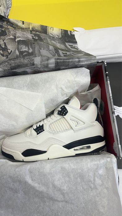 Air jordan 4 Retro Flight Club