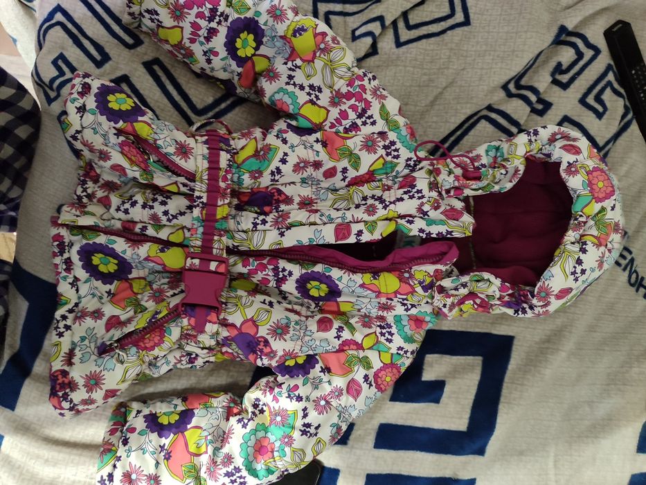 Продам для девочек 1000