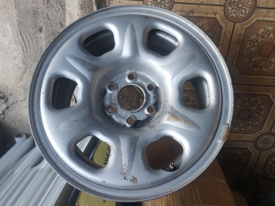 Диск  на 16 Nissan. 6 114.3