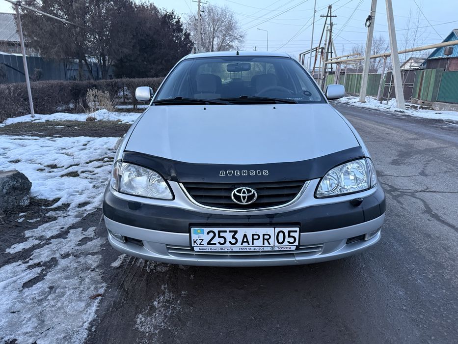 Tayota avensis