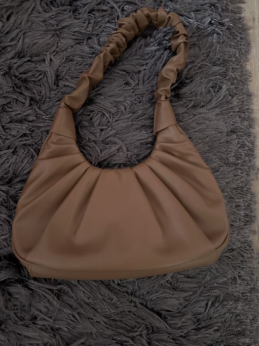 Продавам нова дамска чанта