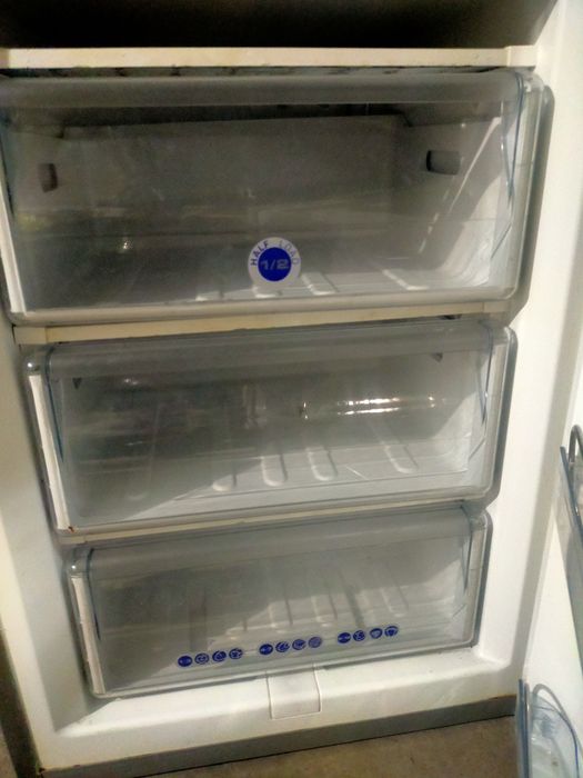 Холодильник Whirlpool б/у