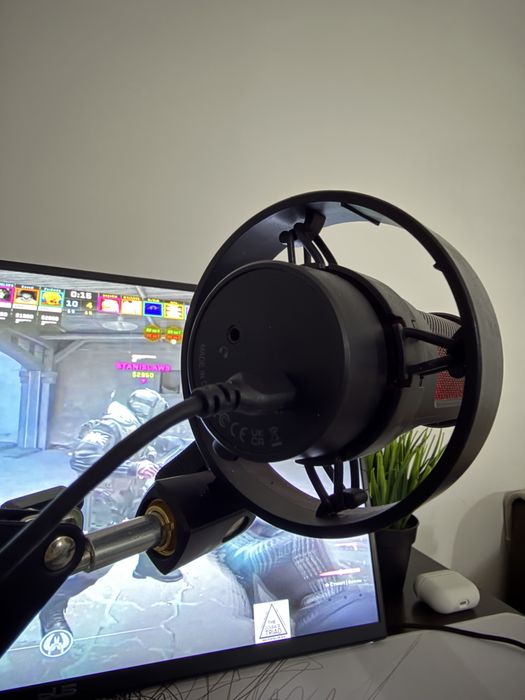 Микровон fifine a8 В идеальном состоянии