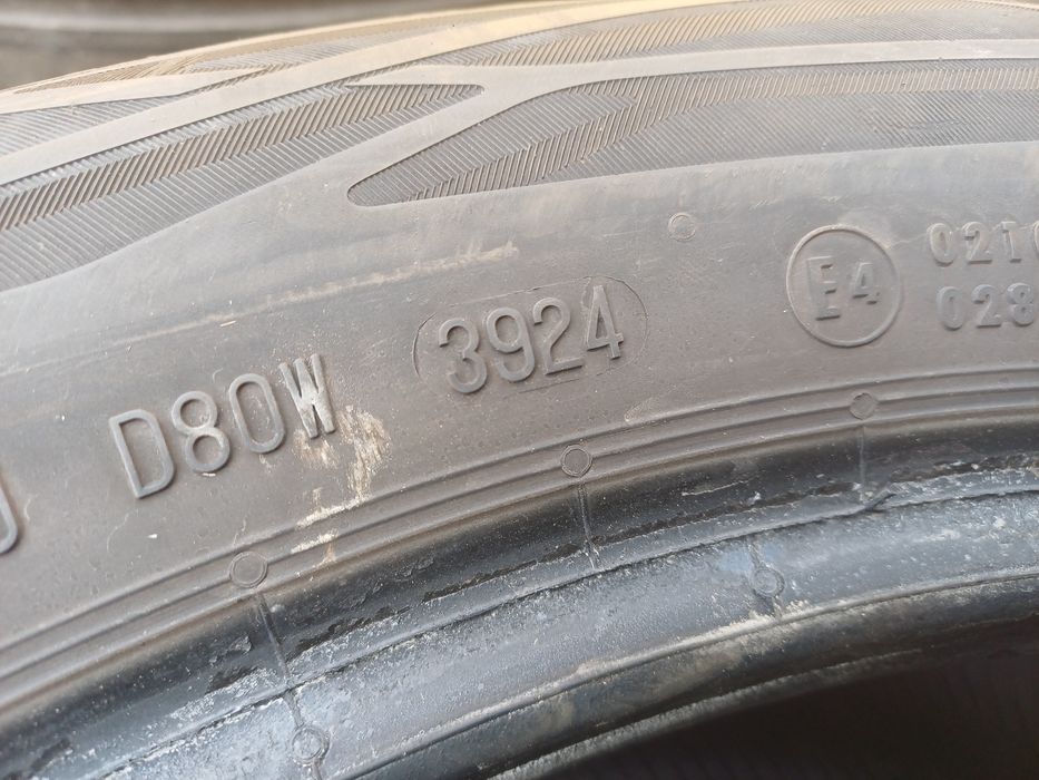 Гуми 245/45/18 Континентал
