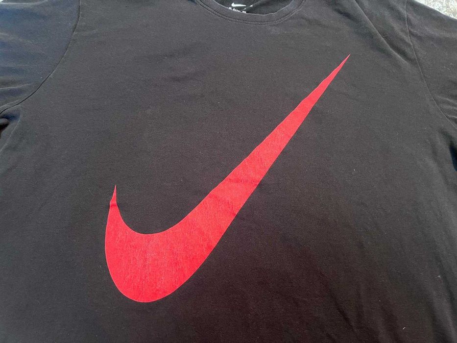 Nike "Breaking2" Neon Red Swoosh Tee - Black