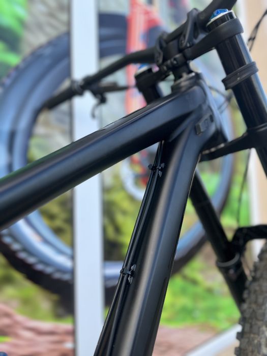 Scott gambler 720 2017/M/27.5 Downhill/мекица