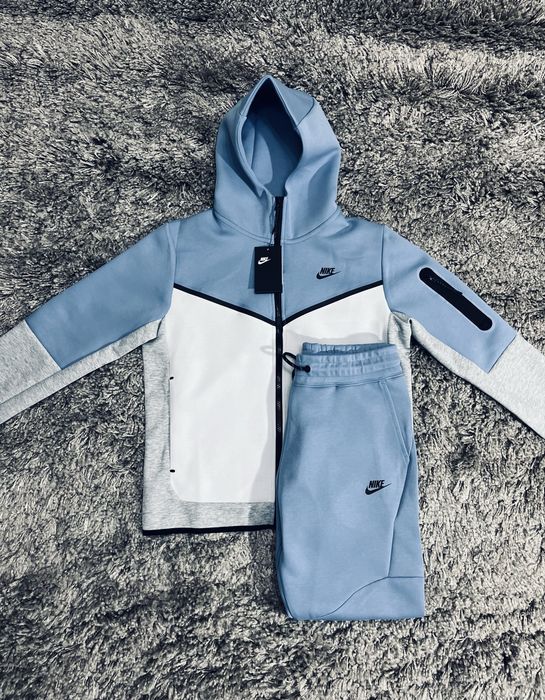 Nike tech fleece