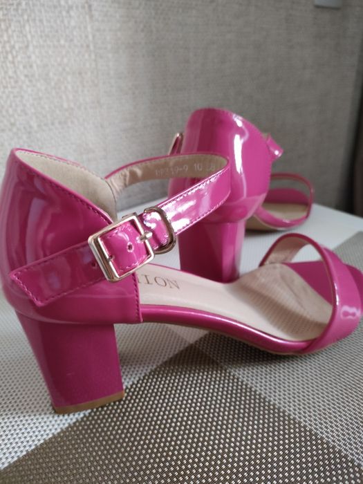 Босоножки 38 р-р