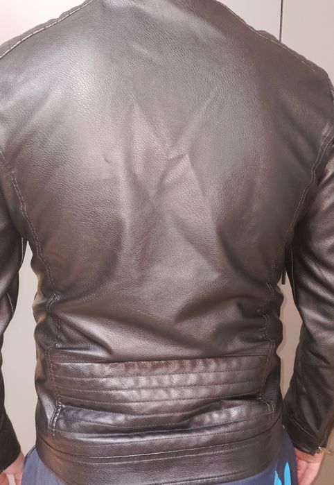 Продам мкжкую куртку кожзам