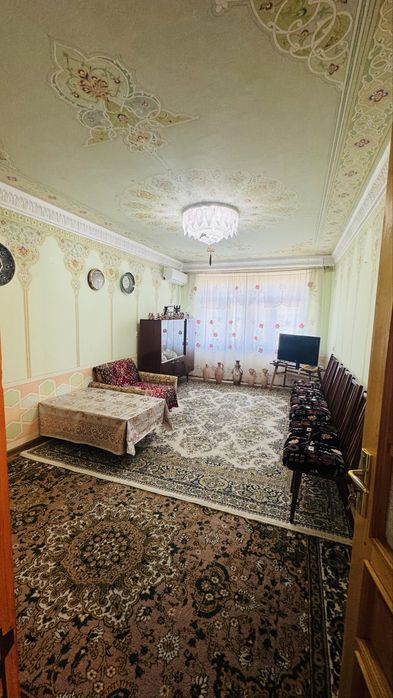 Сдаётся ухоженная 3-комнатная квартира в Микрорайоне Абу Бакр Рози