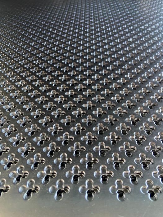 Tabla perforata de inox aluminiu si otel