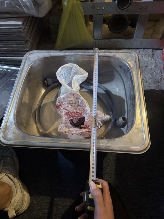 Малка алуминиева мивка