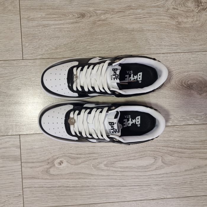 Bapesta negru si alb