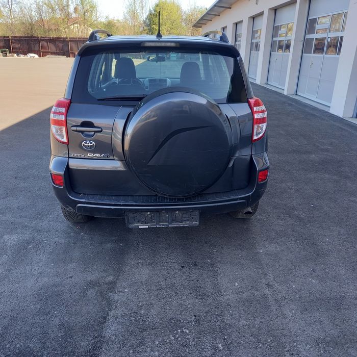 Toyota  RAV-4 d4d 150 ps 2011г на части