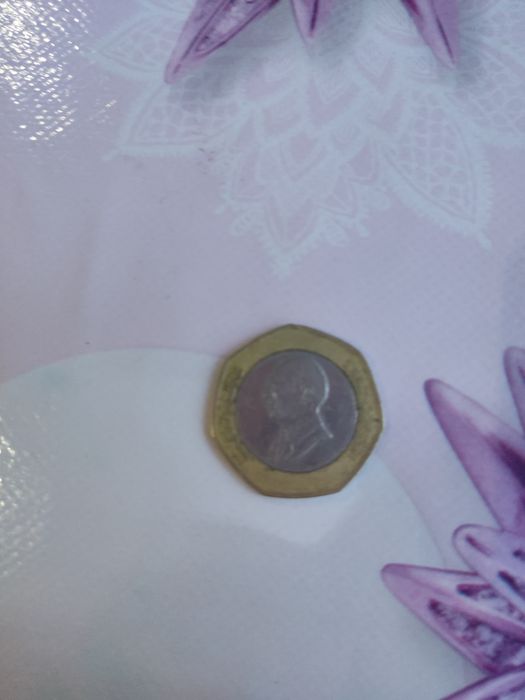 Продам Юбилейный рубль
