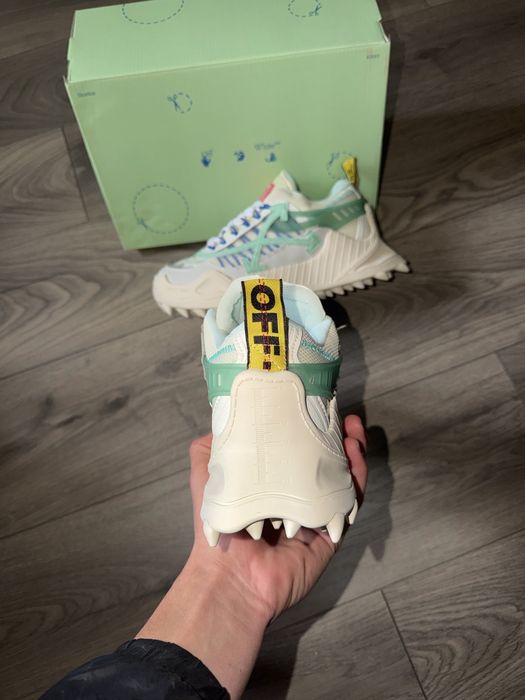 Off White Odsy 1000