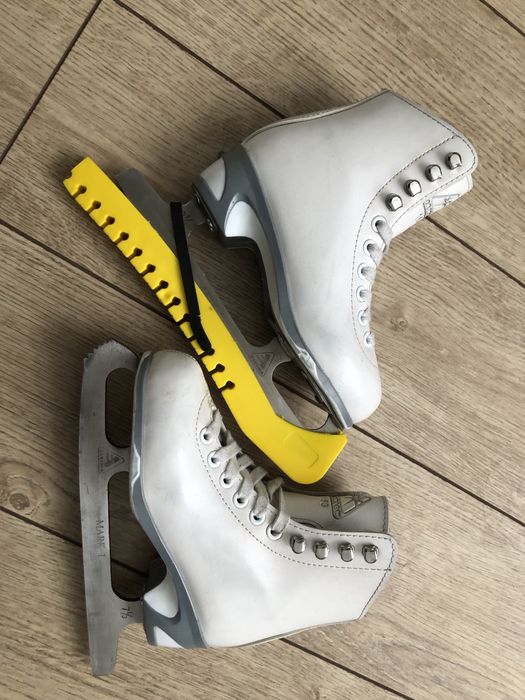 Платье для фигурного катания