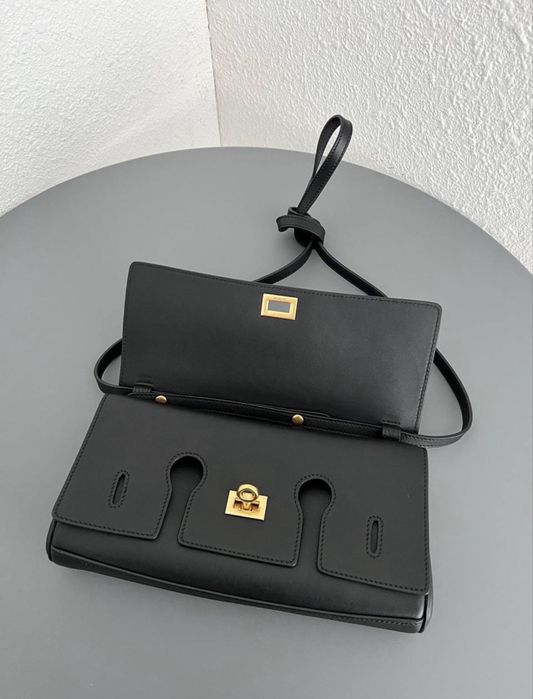 Geanta Balenciaga Bel Air