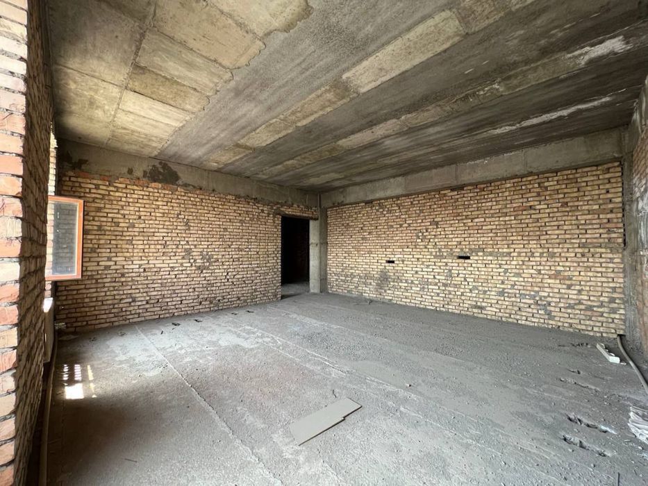 Проспект Амира Темура! ГАБУС С Терассой в продаже!!!