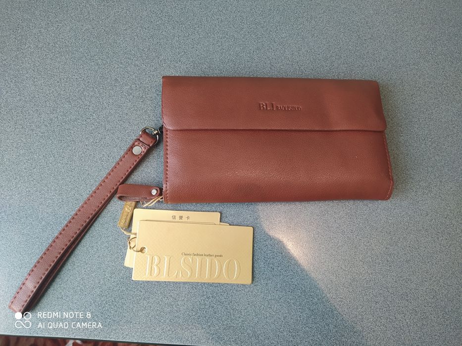 Срочно продам барсетка