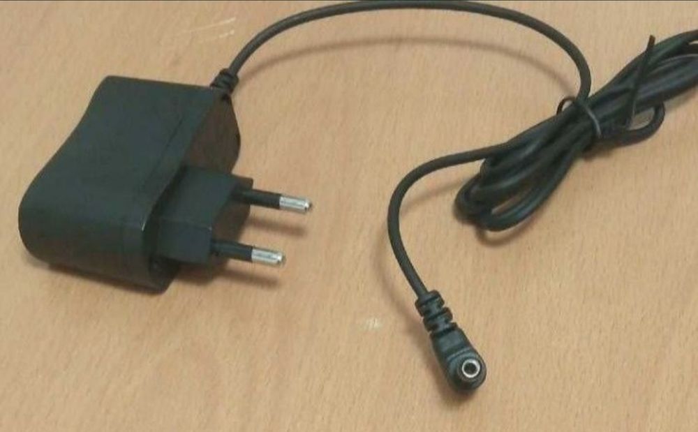 Vând Incarcator 6V 500mA