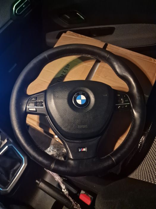 Volan bmw f10 m cu comenzi pret 450 lei fix