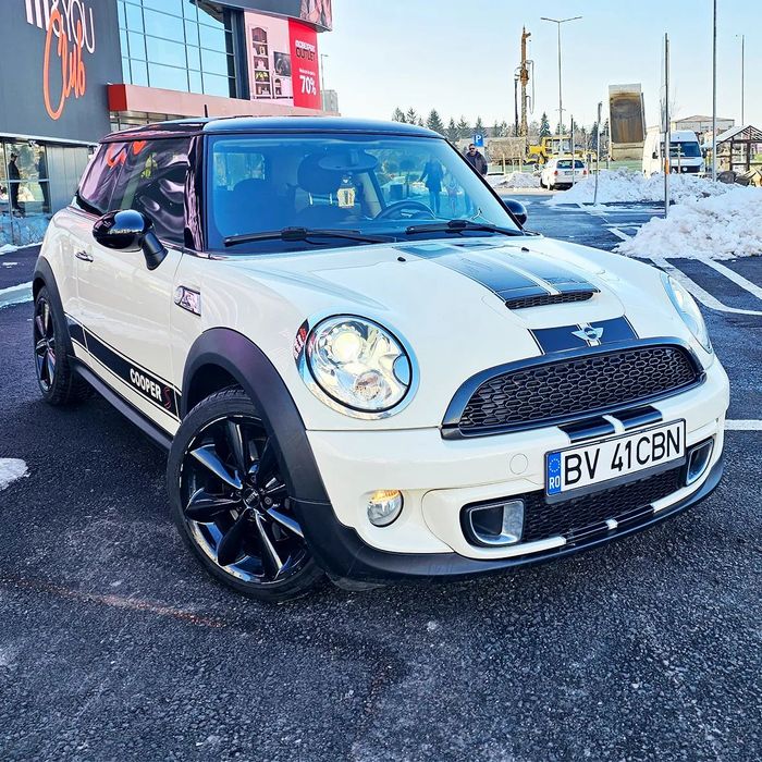 Mini Cooper S MINI Cooper S, 82.000 km, automată, 181 CP, fiscal pe loc