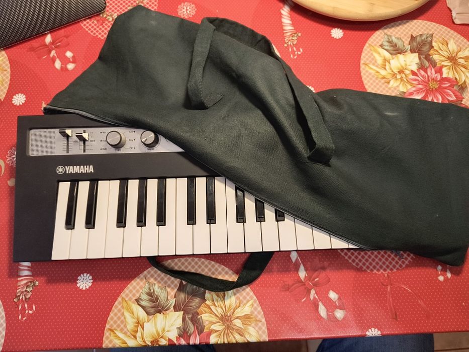 Orga pian pianina Yamaha Reface CP