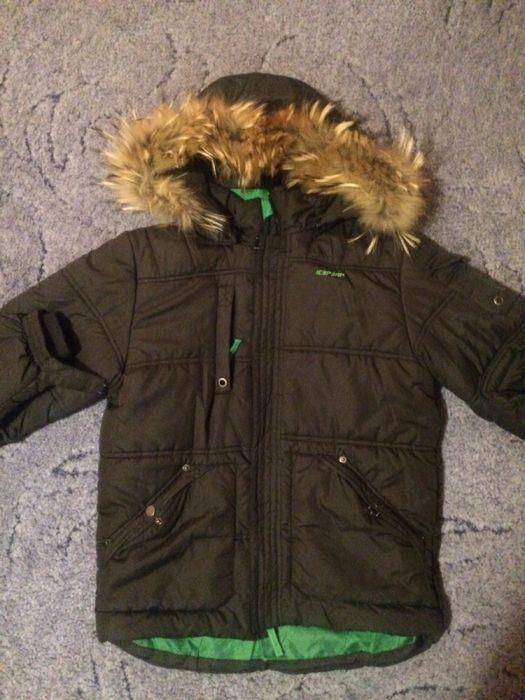Продаю куртку на мальчика