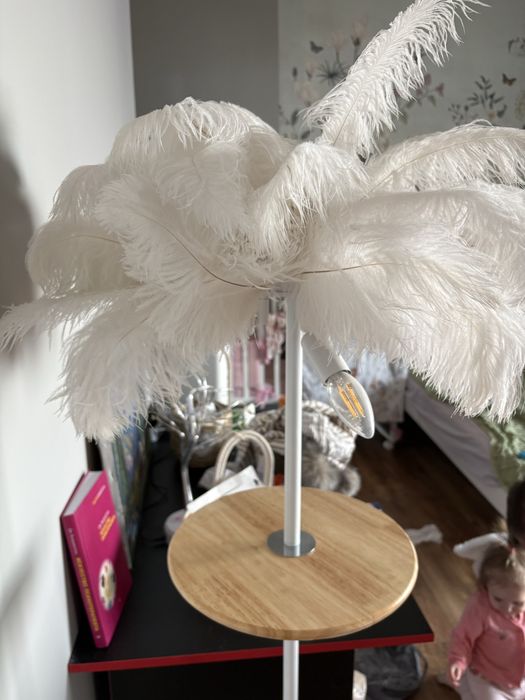 Торшер с перьями
