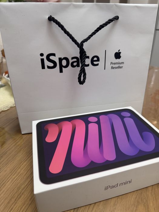 Продам совешенно новый Ipad mini 17