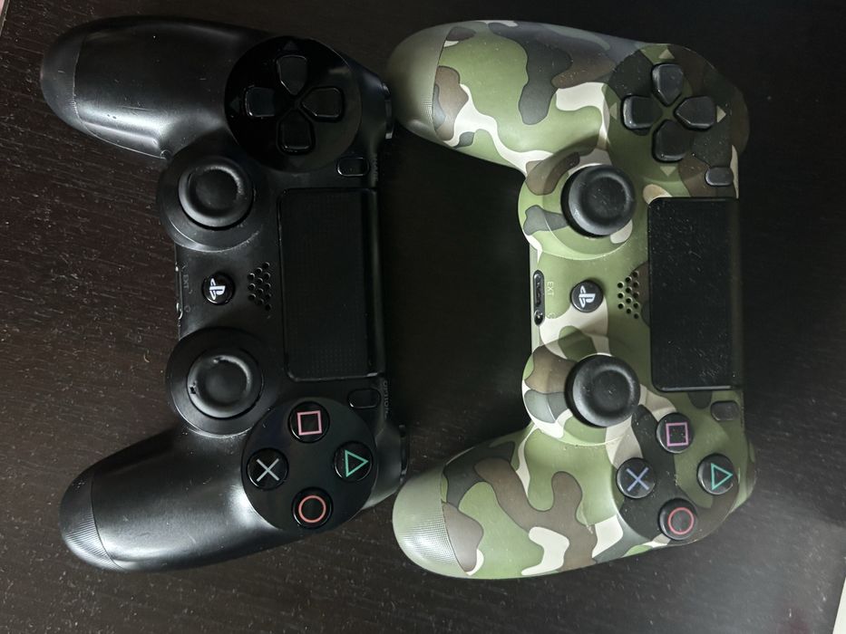 vand PS4 stare foarte buna