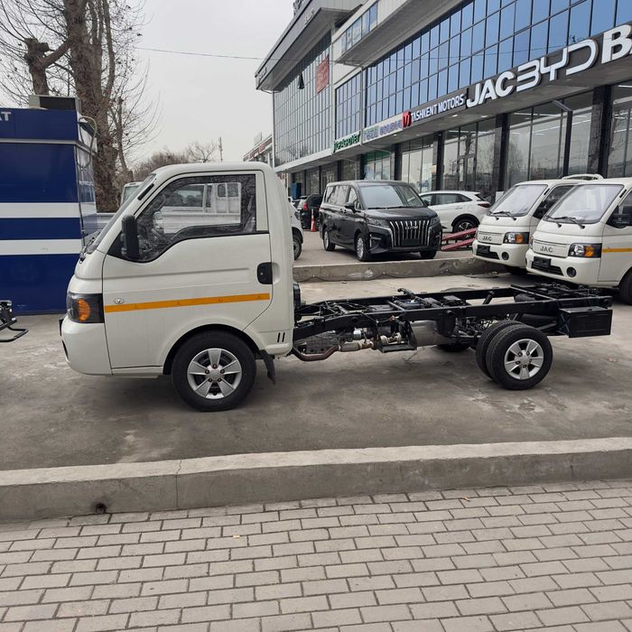 YANGILIK endi JAC X 200 shassi sotuvda 2025.