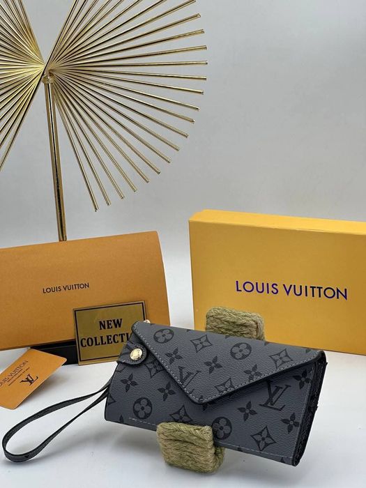 Стилно дамско портмоне