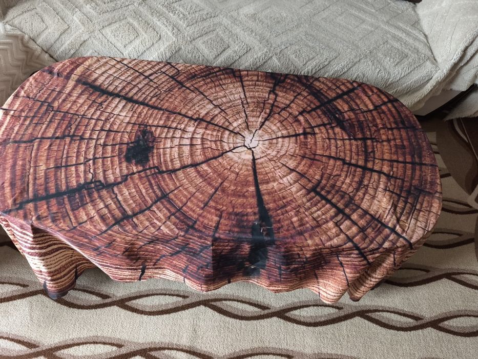 Покривка за маса имитиращо дърво