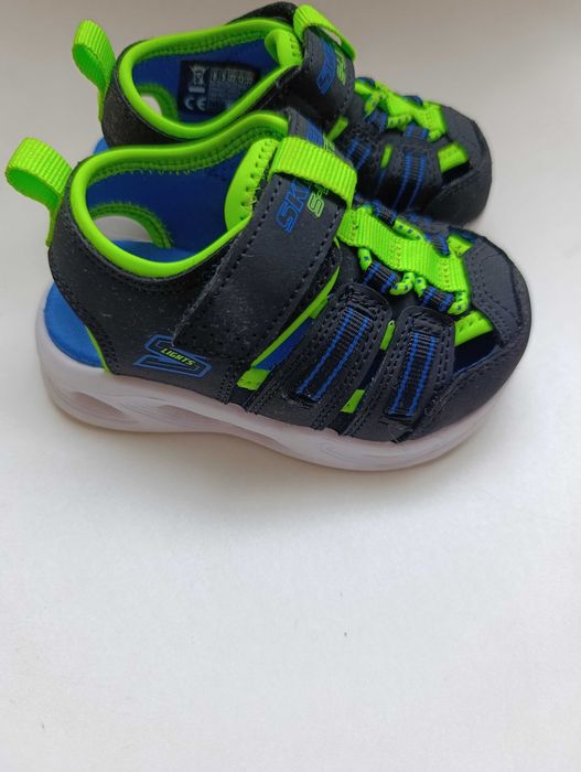 Skechers S-lights sola светещи сандали за момче номер 22
