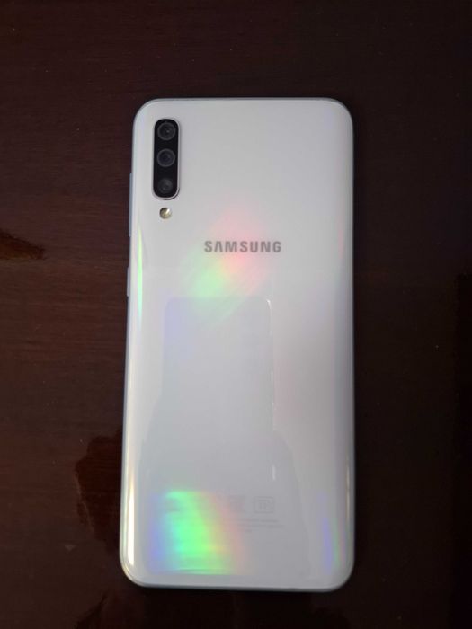 Телефон Samsung Galaxy A 50