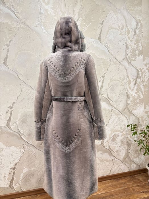 Шуба из  мутона.