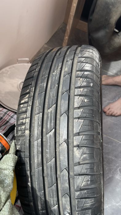 Резины две штуки размер 15