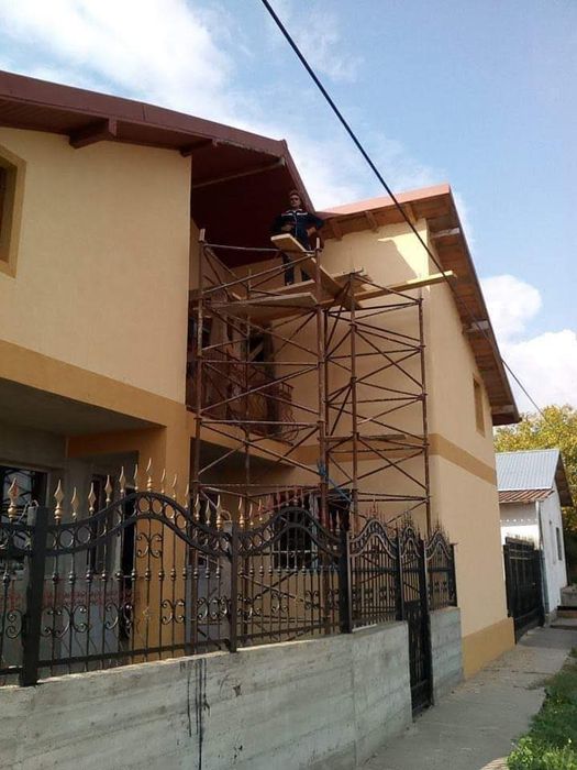 Executam amenajari interioare si constructii case la rosu sau la gata.