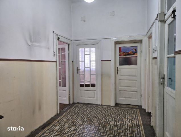 Vanzare 3 camere Stirbei Voda - Casa Radio
