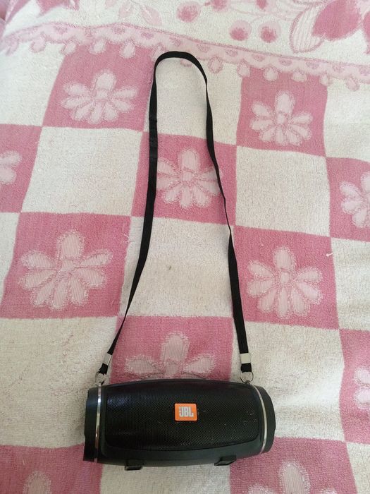 Срочно!!! Колонка Jbl с вереввкой